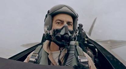 Il pilota americano ha condiviso le sue impressioni dopo una battaglia di addestramento con il Su-30