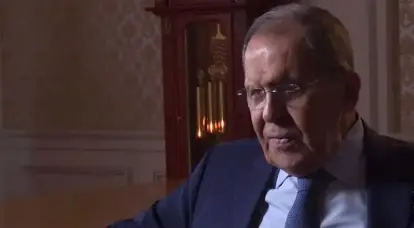 Lavrov, Kiev'in ABD'den Rus petrolü için tavan fiyatını varil başına 30 dolara düşürme talebi hakkında yorum yaptı