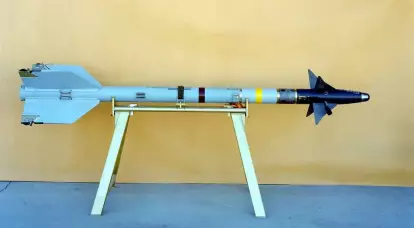 کانادا بیش از 40 موشک AIM-9 به اوکراین می دهد