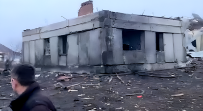 У самолета ВКС РФ произошел нештатный сход авиационного боеприпаса в небе над Воронежской областью