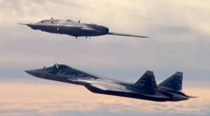 "Ett stort steg framåt för ryssarna": flygningen av "Hunter" och Su-57 uppskattades i väst