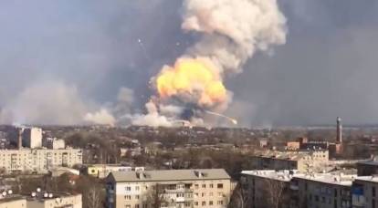 По пути Чехии и Болгарии: объявлено, что взрывы на военных складах Украины «могли устроить российские спецслужбы»