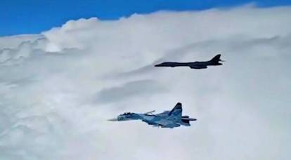 ロシア航空宇宙軍が米国の超音速爆撃機を迎撃