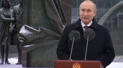 Vladimir Putin: es necesario detener la distorsión del papel de los servicios especiales en la derrota del nazismo