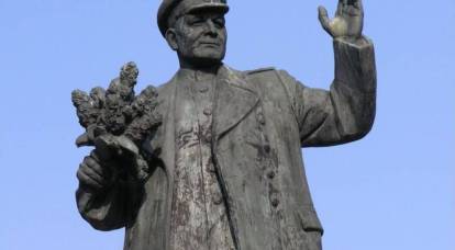 「あなたの革命はずっと前に終わりました！」：ドイツはプラハのコネフ記念碑の解体に応えました