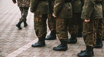 Новое ЧП в российской армии: солдат повесился в кабинете командира части