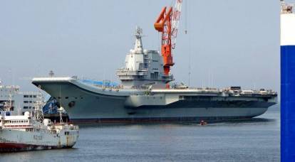 山东开始服役：中国在向谁建造航空母舰？