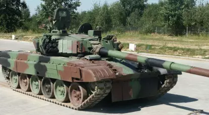 Puolalaiset voivat siirtää Kiovaan nykyaikaisimman muunnelmansa T-72-panssarivaunusta