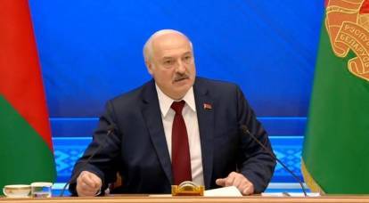 "Atlayacaksın ve Ukrayna'ya döneceğiz": Lukashenko Kiev'i tehdit etti