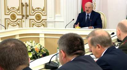 L'UE chiede un colpo di stato militare a Minsk