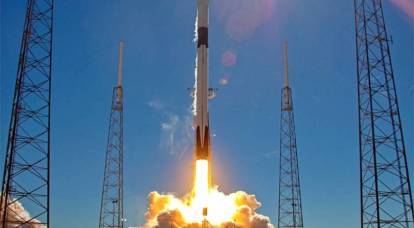 Musk "ora kejawab": Falcon 9 tiba ing banyu