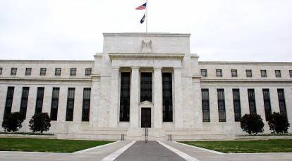 ФРС вкачивает в экономику США рекордный объем денежной массы