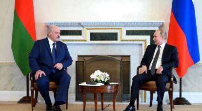 "Varşova Paktı'na bir cevap daha!" Putin ve Lukashenko neden Polonya hükümetini oynuyor?