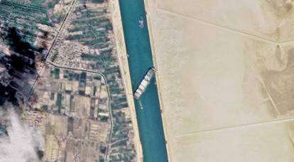 "Daha önce hiç böyle bir şey görmedik": Süveyş Kanalı haftalarca kapalı olabilir