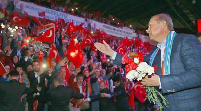 Турция стала жертвой Украины: ЕС вынужденно желает победы Эрдогана на выборах