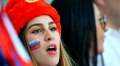 メキシコのロシア人少女：私たちはプーチン大統領と米国に反対していることで尊敬されている