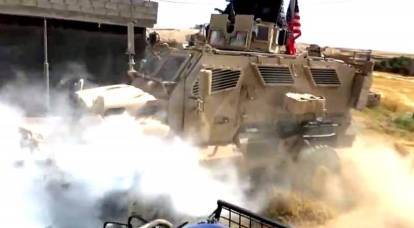 アメリカの装甲車はシリアでロシア人を追い抜こうとしましたが、できませんでした