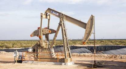 Los trabajadores petroleros de Texas comenzaron a detener la producción de petróleo