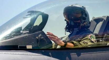 Les chasseurs PMC des États-Unis et du Canada pourraient devenir pilotes de F-16 ukrainiens