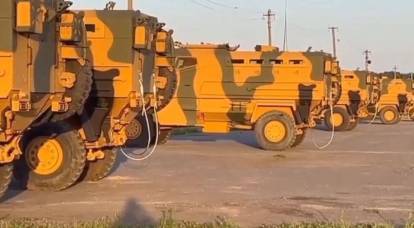Docenas de vehículos blindados turcos entregados a Ucrania