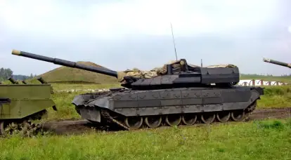 Military Watch: en ny klass av ryska stridsvagnar kommer - T-100