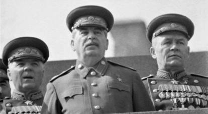 En Grecia: "Stalin dio el visto bueno para que Grecia siguiera siendo parte del mundo occidental, y no tenemos una sola calle en su honor".