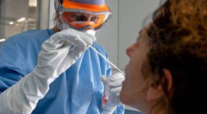 Китай добавил 1300 смертей от коронавируса после возмущения мировой общественности