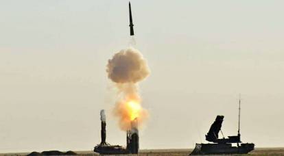 Il sistema missilistico antiaereo russo "Antey-4000" annulla la principale carta vincente della NATO