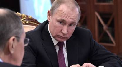 Путин потребовал от Минобороны подготовить ответ на размещение западными странами РСМД