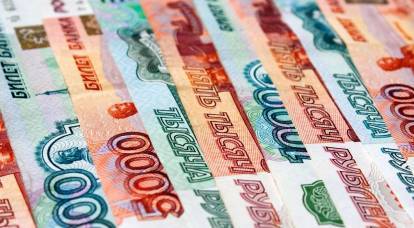 Los rusos se verán obligados a dar su dinero a los bancos.
