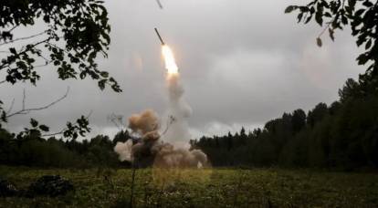 Forțele armate ruse au atacat Odesa și Nikolaev: surse scriu despre incendiile la instalațiile energetice