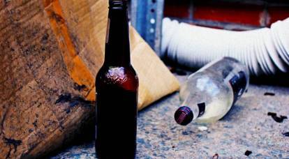 L'Occidente beve ubriaco a un ritmo accelerato, accusando i russi di alcolismo