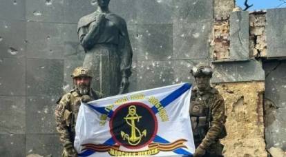 Russische Marinesoldaten befreiten Novomikhailovka