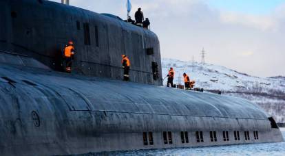 "Can sıkıntısı": Batı, Kuzey Kutbu'nda üç Rus nükleer denizaltısının ortaya çıkmasına nasıl tepki verdi