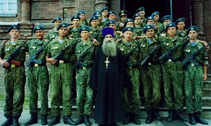 Mais de 1000 clérigos da Igreja Ortodoxa Russa desempenham suas funções na zona do Distrito Militar Norte