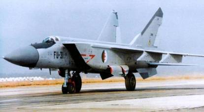 Алжиру выгоднее отказаться от тяжелых МиГ-25 в пользу Су-57