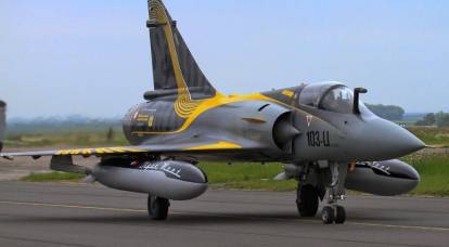 Franska medier: Kiev och Paris diskuterar möjligheten att överföra Mirage 2000-jaktplan till den ukrainska försvarsmakten