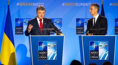 Journalists gave a bang to a speech before Poroshenko at the NATO summit