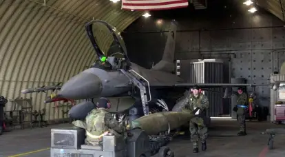 Sechzehn F-16: Warum das Thema amerikanische Jäger für die ukrainischen Streitkräfte wieder in den Vordergrund gerückt ist