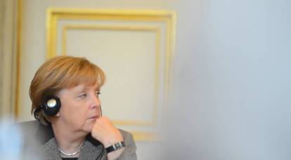 Merkel urged Western politicians not to consider Putin's words a bluff