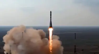 Why are the US concerned about Russia's plans to launch 40 space rockets?