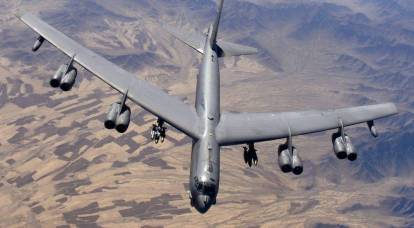 Bombardierul B-52 actualizat va depăși pragul de 100 de ani