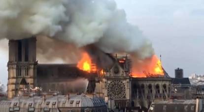 आपदा नोट्रे डेम डे पेरिस: आग के परिणामों की पहली तस्वीरें