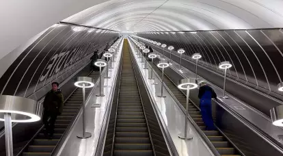 "Välkommen till huvudstaden i den multipolära världen": utlänningar uppskattar de nya stationerna i Moskvas tunnelbana