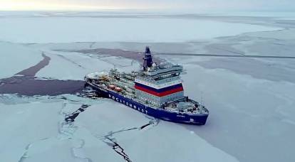 俄罗斯核动力破冰船开始征服北方航道