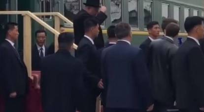 Бронепоезд с лидером КНДР Ким Чен Ыном прибыл в Россию