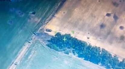 Los petroleros rusos encontraron accidentalmente un vehículo blindado de transporte de personal ucraniano cerca de Izyum y lo destruyeron.