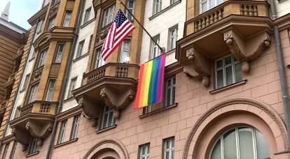 "Sie haben gezeigt, wer dort arbeitet": Putin lobte die LGBT-Flagge am Gebäude der US-Botschaft