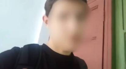 Un écolier a jeté un cocktail Molotov dans la salle de classe et a frappé la fille à la tête avec une hache