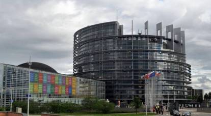 Politico: Uma revolução nos bastidores está chegando na liderança do Parlamento Europeu